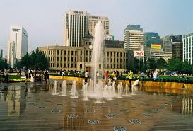 quang truong seoul.jpg